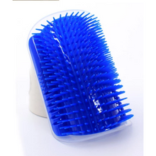 Load image into Gallery viewer, Cat Corner Massage Brush | designed to the living habits of your cat
